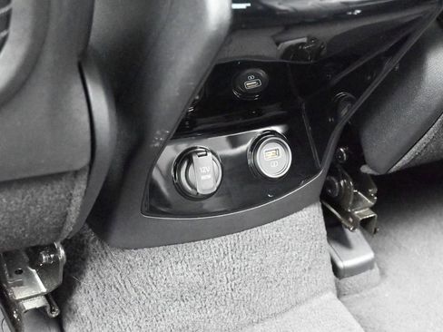 Used 2023 Kia Sorento SX image 38