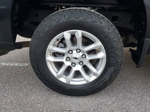 Used 2022 Chevrolet Silverado 1500 RST image 5