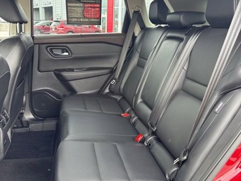 Certified 2022 Nissan Rogue SV w/ SV Premium Package image 11