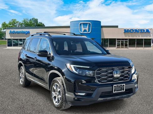 Certified 2022 Honda Passport TrailSport image 1