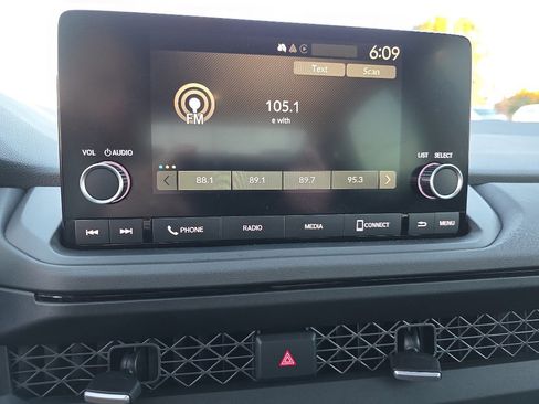 Used 2024 Honda Accord EX image 21