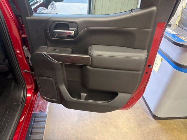 Used 2021 Chevrolet Silverado 1500 LTZ w/ LTZ Premium Package AWD/4WD image 30