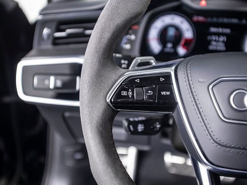 Used 2025 Audi RS 6 performance image 38