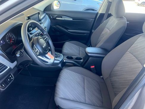 Certified 2023 Kia Seltos LX AWD/4WD image 4