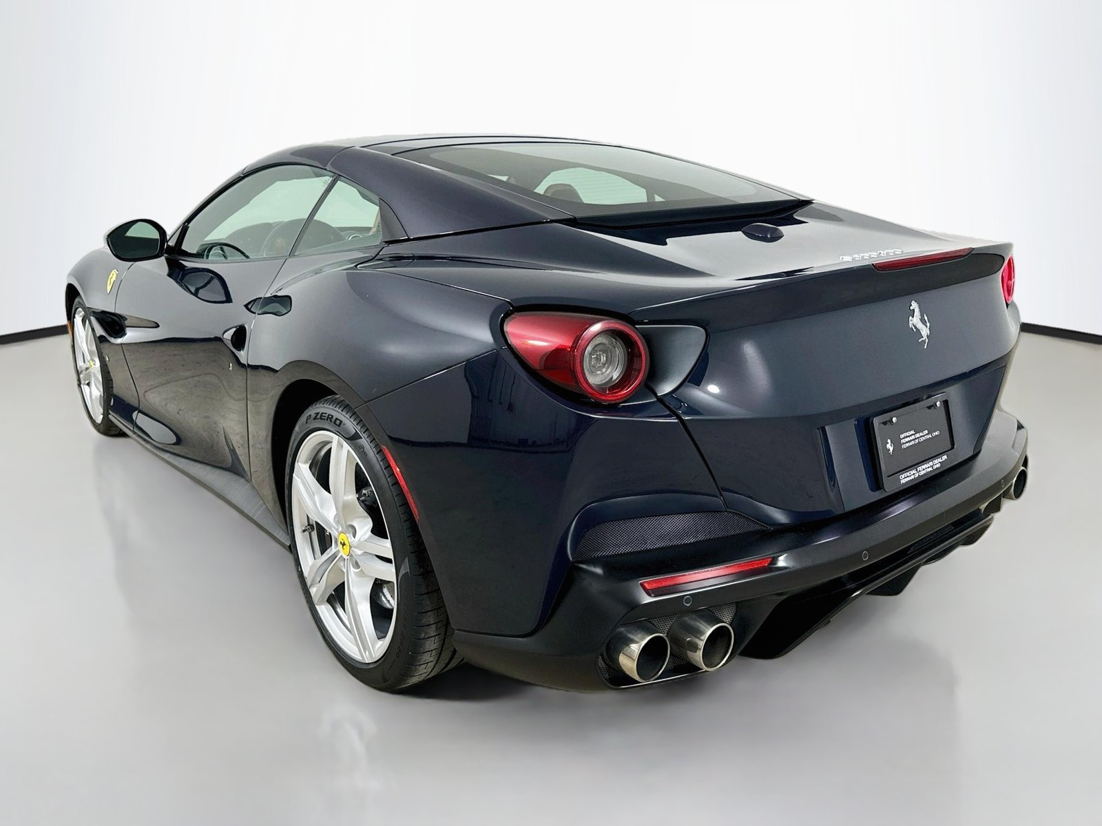 Used 2020 Ferrari Portofino RWD image 7