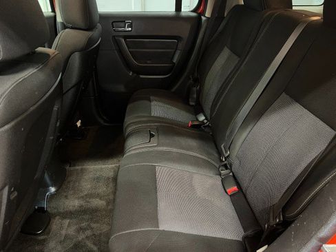 Used 2008 HUMMER H3 image 25