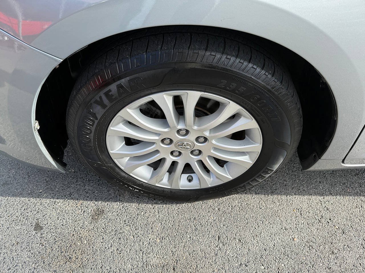 Used 2015 Toyota Sienna XLE FWD image 10