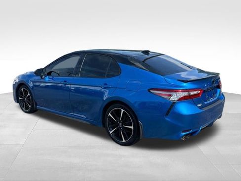 Used 2019 Toyota Camry XSE FWD image 5