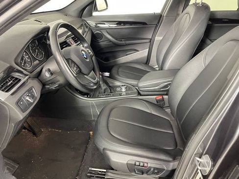 Used 2018 BMW X1 xDrive28i AWD/4WD image 2