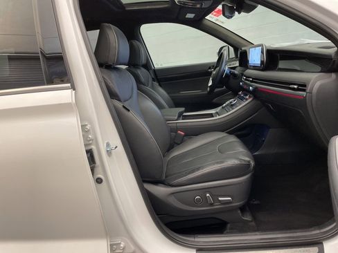 Used 2023 Hyundai Palisade Calligraphy image 28