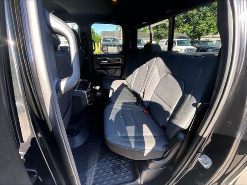Used 2022 RAM 1500 Big Horn AWD/4WD image 21