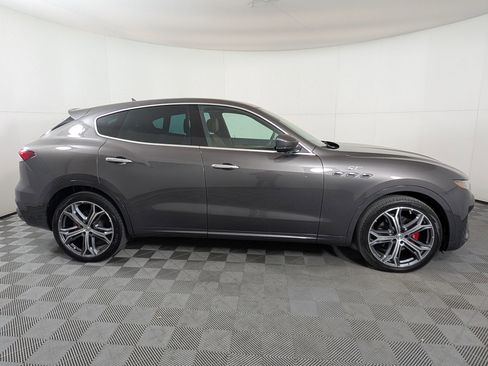 Used 2022 Maserati Levante GT image 9