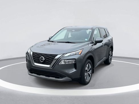 Used 2021 Nissan Rogue SV image 4