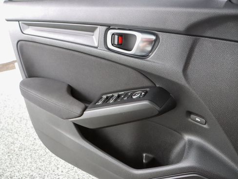 Used 2023 Honda Civic Sport image 21