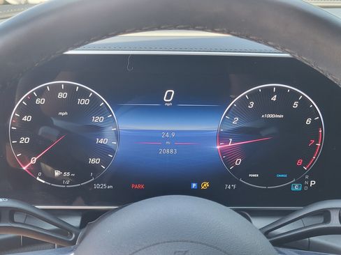 Used 2024 Mercedes-Benz GLC 300 4MATIC image 14