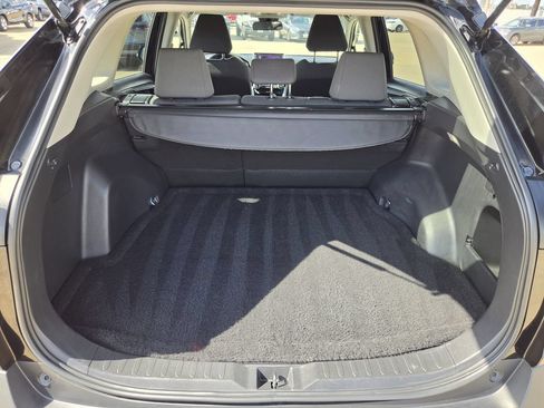 Used 2025 Toyota RAV4 XLE FWD image 30