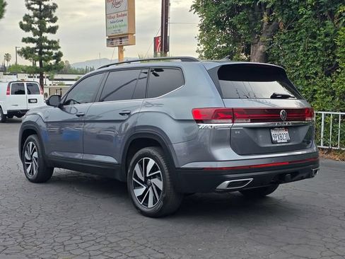 Used 2024 Volkswagen Atlas SE FWD image 6