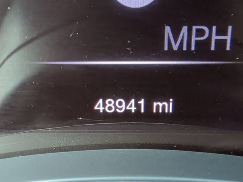 Used 2018 Jeep Grand Cherokee Laredo image 14