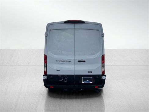 New 2026 Ford Transit 250 148 Medium Roof Extended AWD image 4
