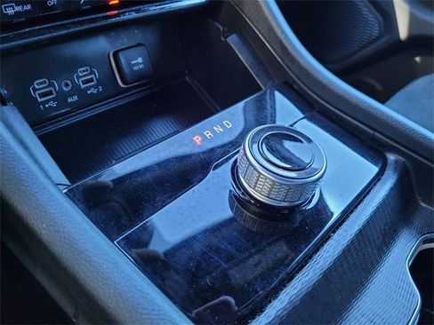 Certified 2024 Jeep Grand Cherokee L Laredo image 12