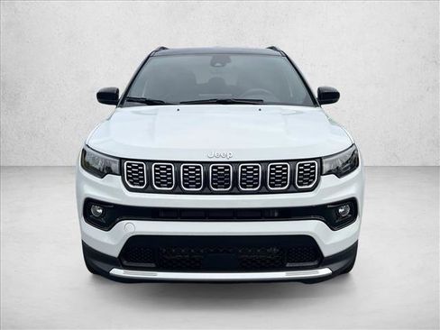Used 2025 Jeep Compass Limited AWD/4WD image 2