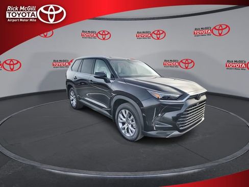 Certified 2025 Toyota Grand Highlander Limited image 2