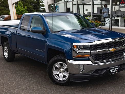 Used 2016 Chevrolet Silverado 1500 LT w/ All Star Edition AWD/4WD image 2