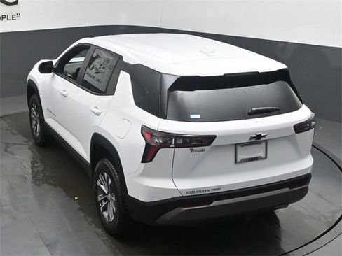 New 2026 Chevrolet Equinox LT w/ LPO, Floor Liner Package image 19