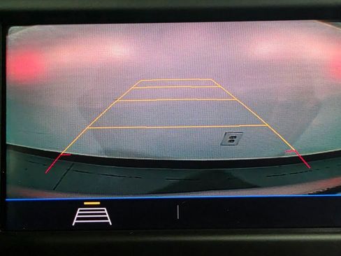 Used 2020 Chevrolet Equinox LT image 9