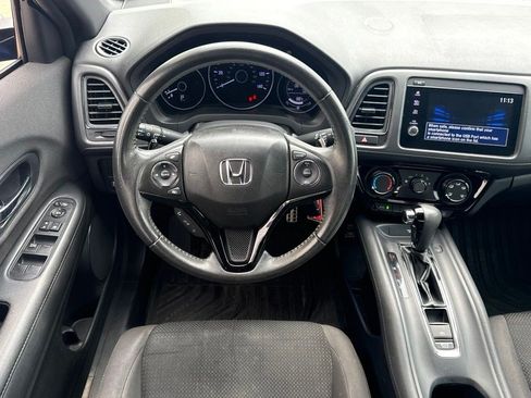 Used 2019 Honda HR-V Sport image 8