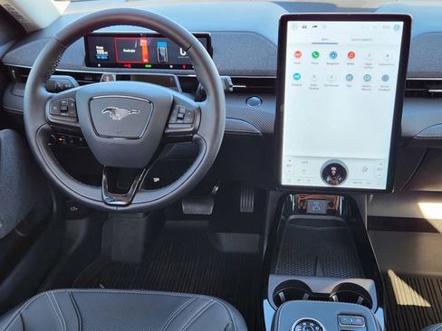 Used 2024 Ford Mustang Mach-E Premium image 28