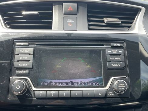 Used 2017 Nissan Sentra SV FWD image 25