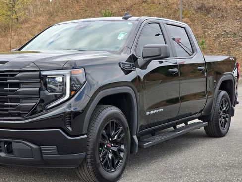 Used 2025 GMC Sierra 1500 Pro w/ Graphite Edition AWD/4WD image 10