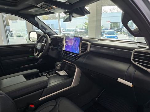 New 2026 Toyota Sequoia Platinum image 41