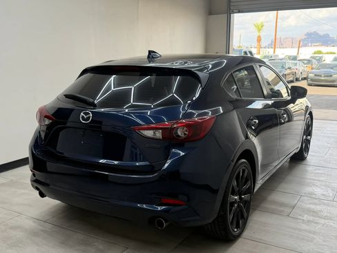 Used 2017 MAZDA MAZDA3 Grand Touring w/ Premium Equipment Package FWD image 9