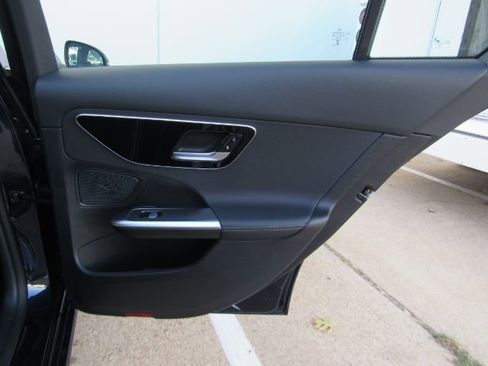 Used 2022 Mercedes-Benz C 300 Sedan image 26