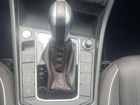 Used 2021 Volkswagen Jetta GLI FWD image 35
