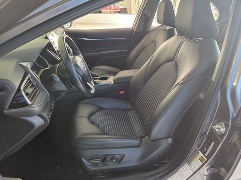 Used 2024 Toyota Camry SE FWD image 14
