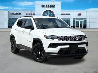 Used 2024 Jeep Compass Latitude AWD/4WD video 1