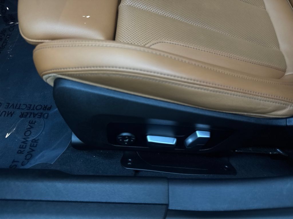 Used 2023 BMW 330i Sedan RWD image 31