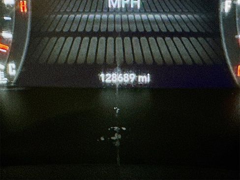 Used 2018 Dodge Challenger R/T Plus image 13