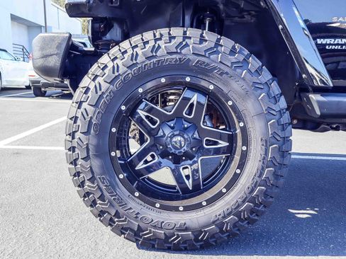 Used 2016 Jeep Wrangler Unlimited Sahara w/ Connectivity Group image 14