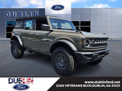 New 2025 Ford Bronco 4-Door w/ Sasquatch Package