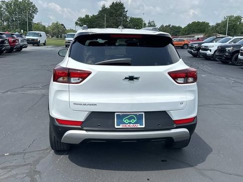 Certified 2021 Chevrolet TrailBlazer LT w/ Convenience Package FWD image 6