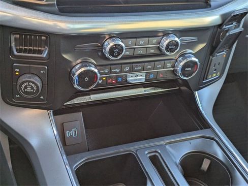 Used 2024 Ford F150 Lariat image 22