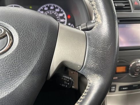 Used 2013 Toyota Corolla LE w/ Premium Pkg image 16