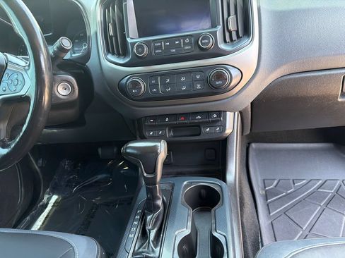 Used 2016 Chevrolet Colorado Z71 AWD/4WD image 11