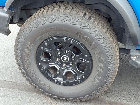 Used 2022 Ford Bronco Wildtrak AWD/4WD image 26