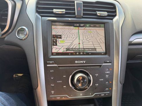 Used 2015 Ford Fusion Energi Titanium w/ Driver Assist Package FWD image 15