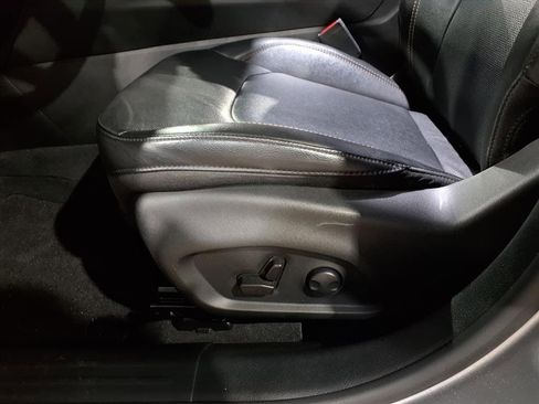 Used 2022 Jeep Compass Limited w/ Sun and Sound Group image 18